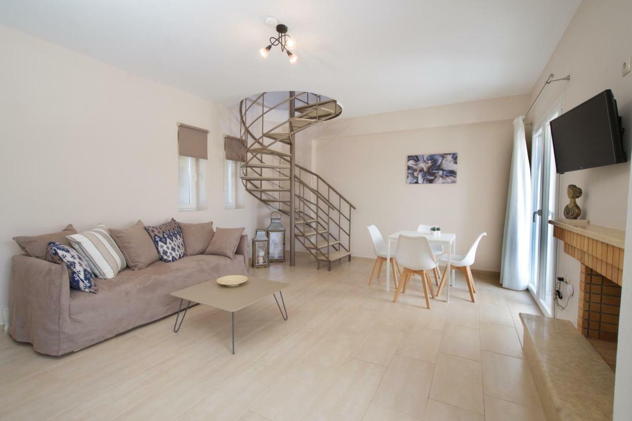 Rose Maisonette Razáta Екстериор снимка