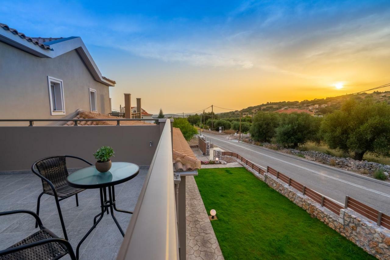 Rose Maisonette Razáta Екстериор снимка