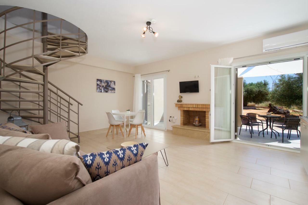 Rose Maisonette Razáta Екстериор снимка
